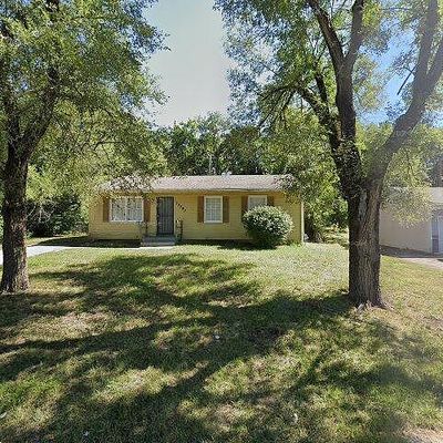 13703 12 Th St, Grandview, MO 64030