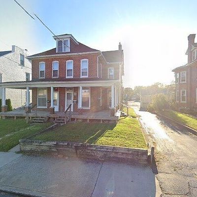 138 N Market St, Elizabethtown, PA 17022