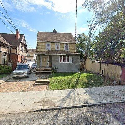 13947 226 Th St, Laurelton, NY 11413