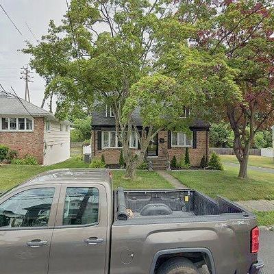 14 Henry St, Summit, NJ 07901