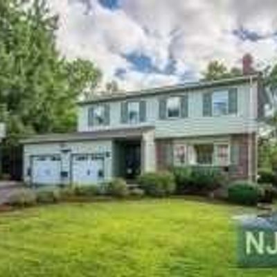 14 Woodmere Rd, West Caldwell, NJ 07006