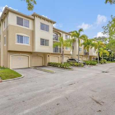 1400 S Crestwood Court S, Royal Palm Beach, FL 33411