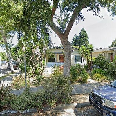 1401 Derby St, Berkeley, CA 94702