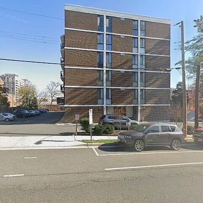 1401 N Rhodes St #305, Arlington, VA 22209