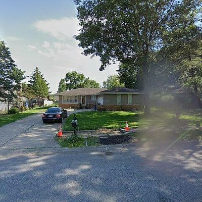 1401 Maple Pl, Schererville, IN 46375