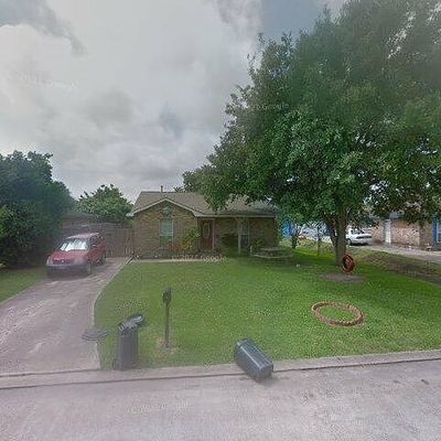 1405 Northview Dr, Angleton, TX 77515