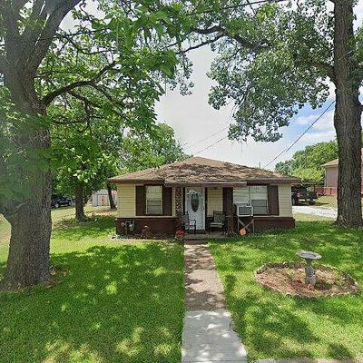 1406 Simon Ave, Brenham, TX 77833