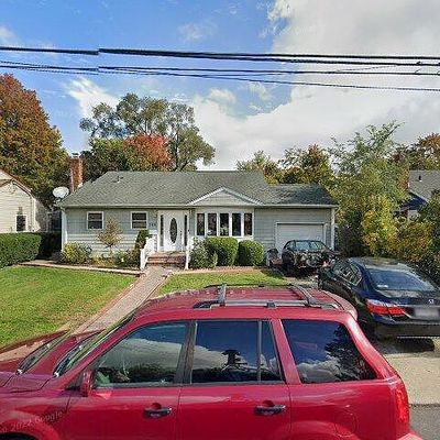 166 New York Ave, Westbury, NY 11590