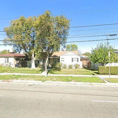 16643 Victory Blvd, Van Nuys, CA 91406