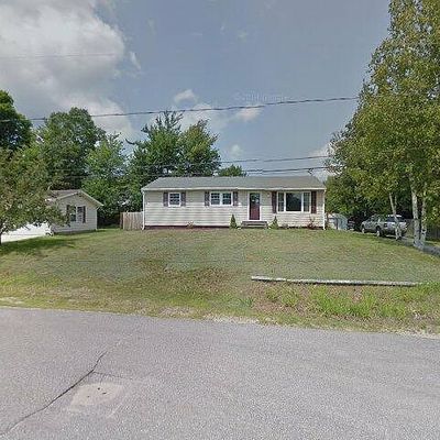 17 Presidential Ave, Berlin, NH 03570