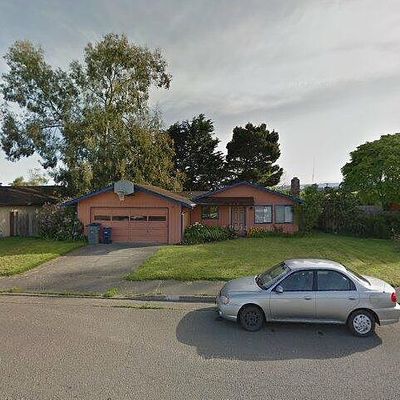 1702 Antoine Ave, Arcata, CA 95521