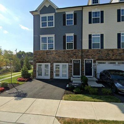 1702 Atlas Dr, Frederick, MD 21702