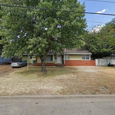 1709 N Binkley St, Sherman, TX 75092