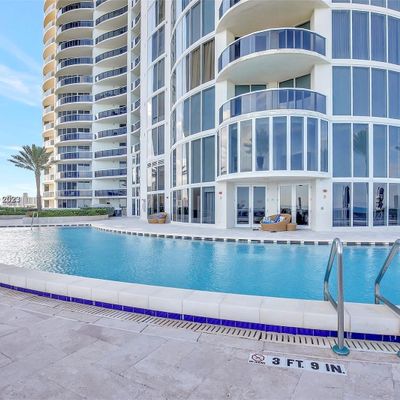 17201 Collins Ave #3301, Sunny Isles Beach, FL 33160