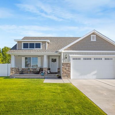 1762 Oakbrook Rd, Ammon, ID 83401