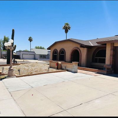 18046 N 42 Nd Dr, Glendale, AZ 85308