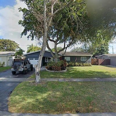 1815 N 42 Nd Ave, Hollywood, FL 33021