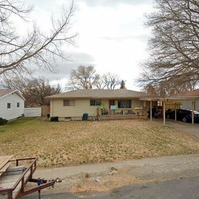 182 El Rancho Dr, Rawlins, WY 82301