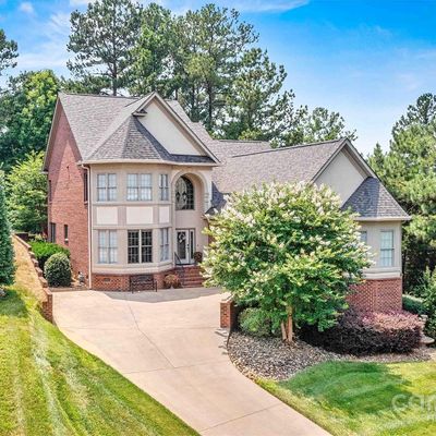 1545 Baltusrol Dr, Denver, NC 28037