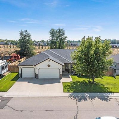 1547 Ne Idarock St, Mountain Home, ID 83647