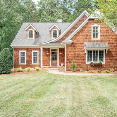 15715 N Point Rd, Huntersville, NC 28078