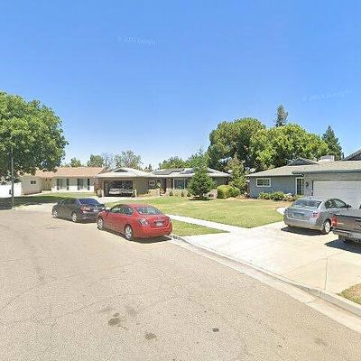 1574 E Los Altos Ave, Fresno, CA 93710