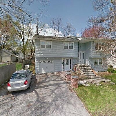 16 Maryland Ave, Poughkeepsie, NY 12603