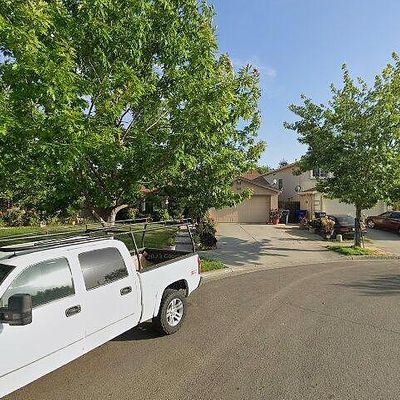 160 Eagleglen Ave, Turlock, CA 95380