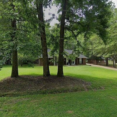 160 Valley Dr, Raymond, MS 39154