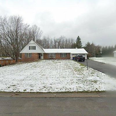 1606 Bridgeboro Dr, Webster, NY 14580