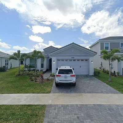 16293 Melogold Dr, Loxahatchee, FL 33470