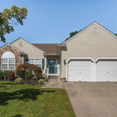 2 Ashley Dr, Delran, NJ 08075