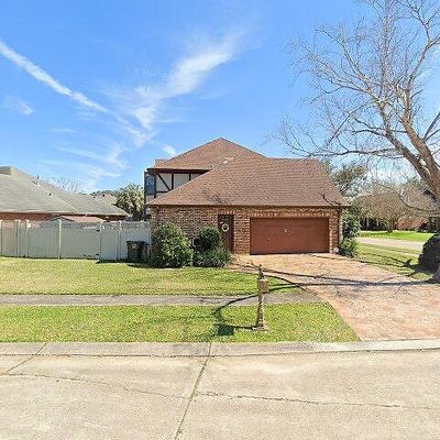 2 Rue Calais, Kenner, LA 70065