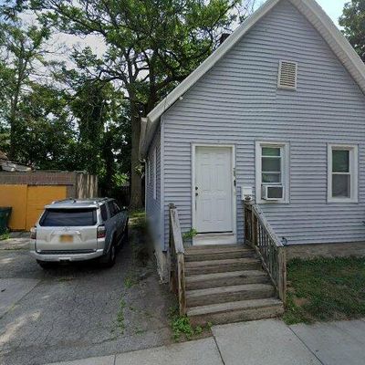 20 Leavenworth St, Rochester, NY 14613