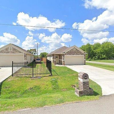 200 Masterson St, Rosharon, TX 77583