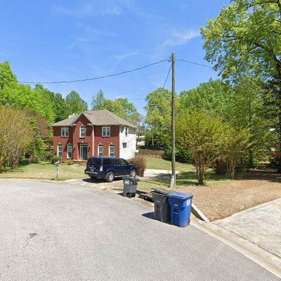 2001 Crosscrest Dr, Hoover, AL 35244