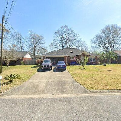 2002 Filly Rd, Cantonment, FL 32533