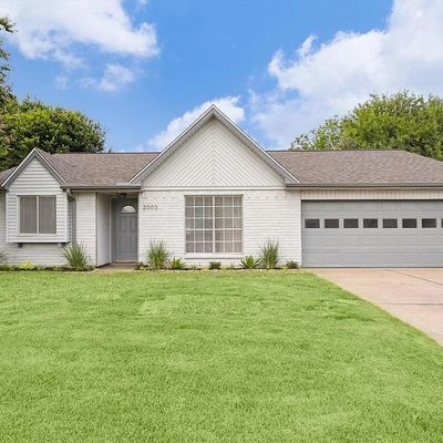 2003 Meadow Lark Ln, La Porte, TX 77571