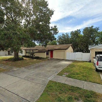 201 Fernwood Cir, Seminole, FL 33777