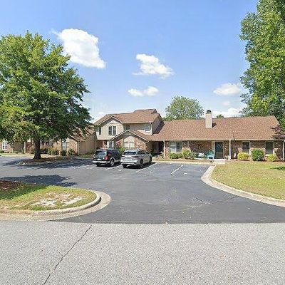 2010 Quail Ridge Rd, Greenville, NC 27858