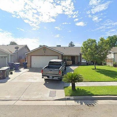 2037 W Tyson Ave, Tulare, CA 93274