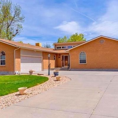 206 Encino Dr, Pueblo, CO 81005