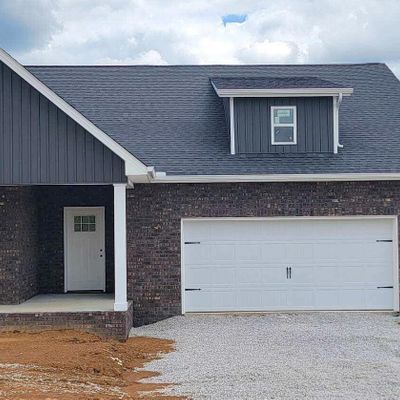 206 Mossy Rock Rd, Clinton, TN 37716