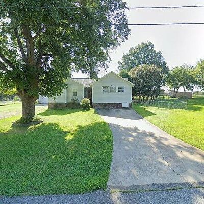 207 S 4 Th Ave, Maiden, NC 28650