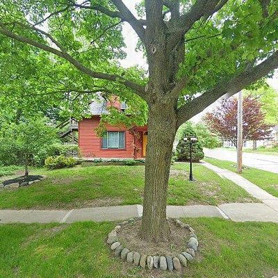 208 Fox St, Lapeer, MI 48446