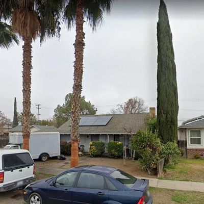 209 S O St, Madera, CA 93637