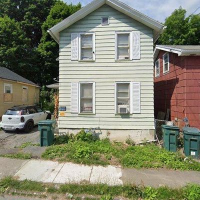 21 Leavenworth St, Rochester, NY 14613