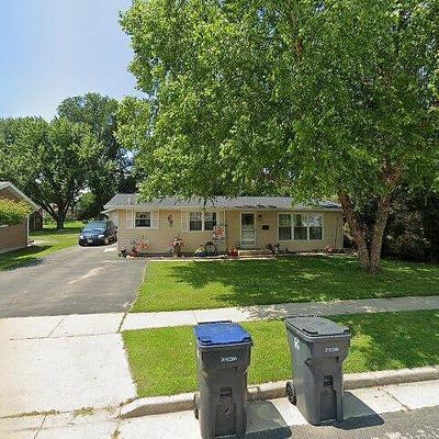 210 Kilbourne St, Horicon, WI 53032