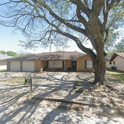 2103 Kipling St, Baytown, TX 77520