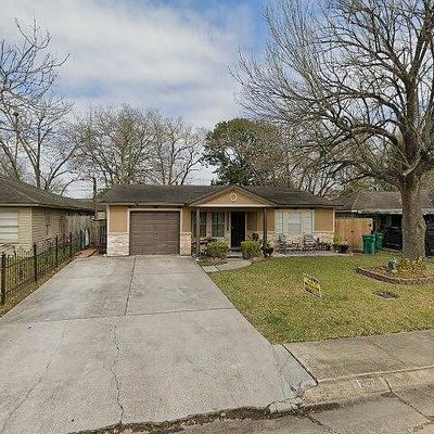 2105 Marshall St, Pasadena, TX 77506